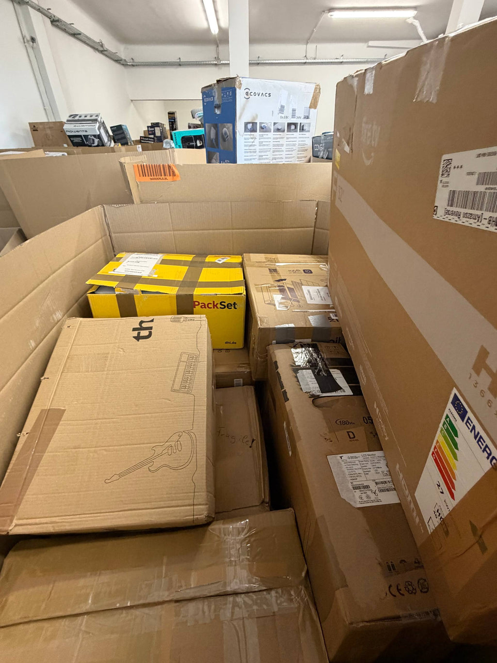 Pallet Electronics · 23 pcs · P02945