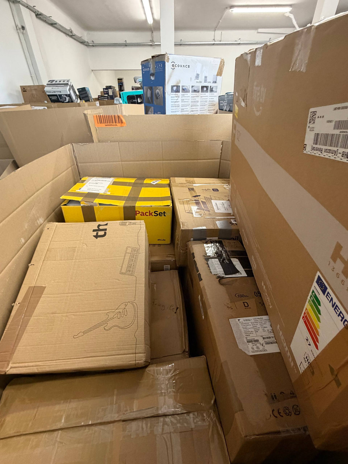 Pallet Electronics · 23 pcs · P02945