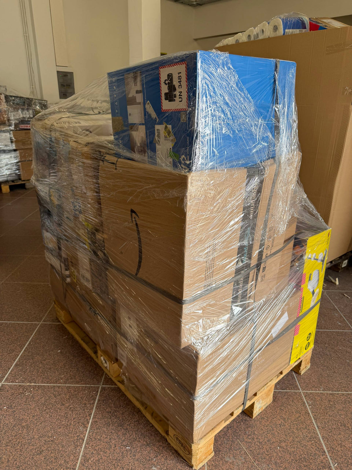 Pallet Kitchen & Floor · 18 pcs · P03200