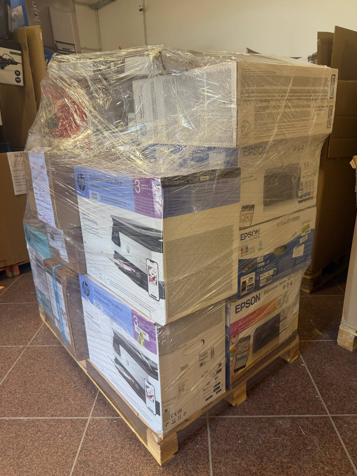 Pallet Office Equipment · 25 pcs · P85819